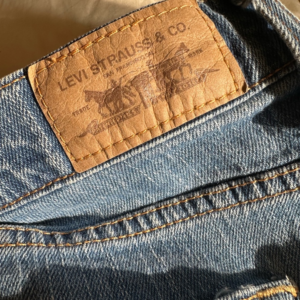 Almost-Vintage 2008 Levi’s 505s - Women’s 12 Long